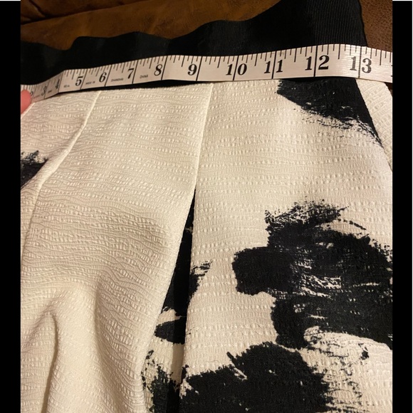 White House Black Market Skirt Size 2 Petite - Picture 9 of 9